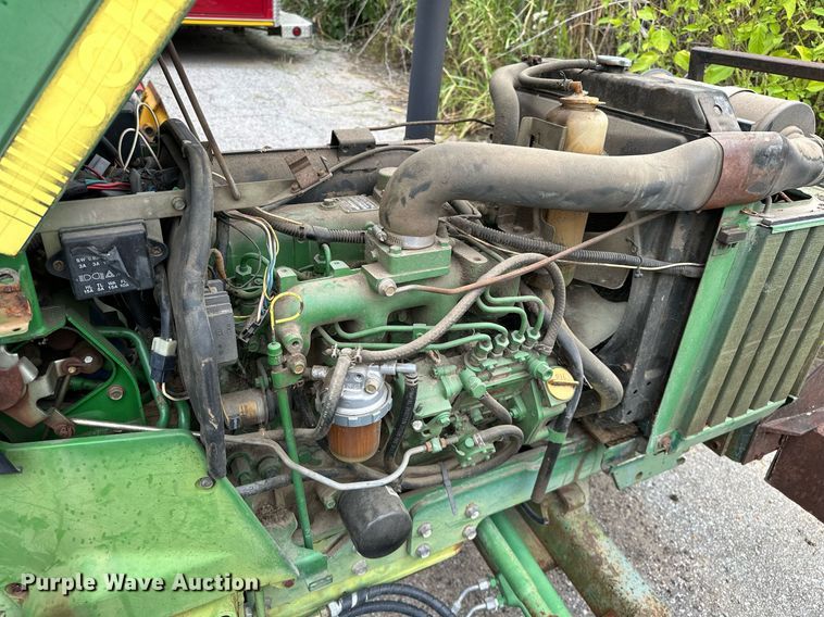 image for item EJ4845 1990 John Deere 970 tractor