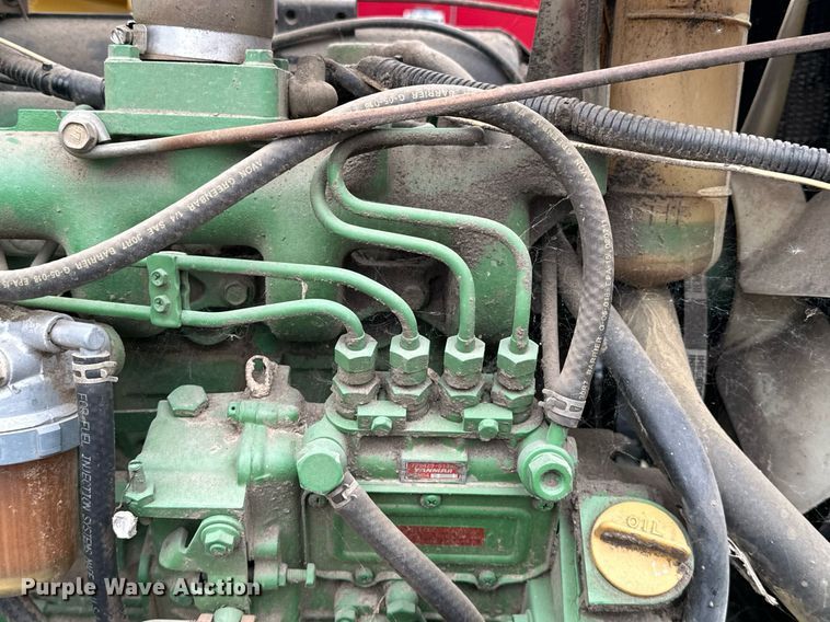 image for item EJ4845 1990 John Deere 970 tractor
