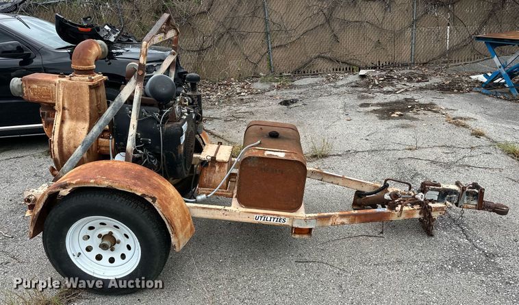 image for item EJ4846 2000 CH&E 2806T trash pump