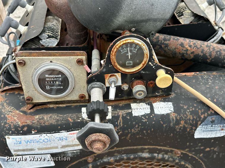 image for item EJ4846 2000 CH&E 2806T trash pump