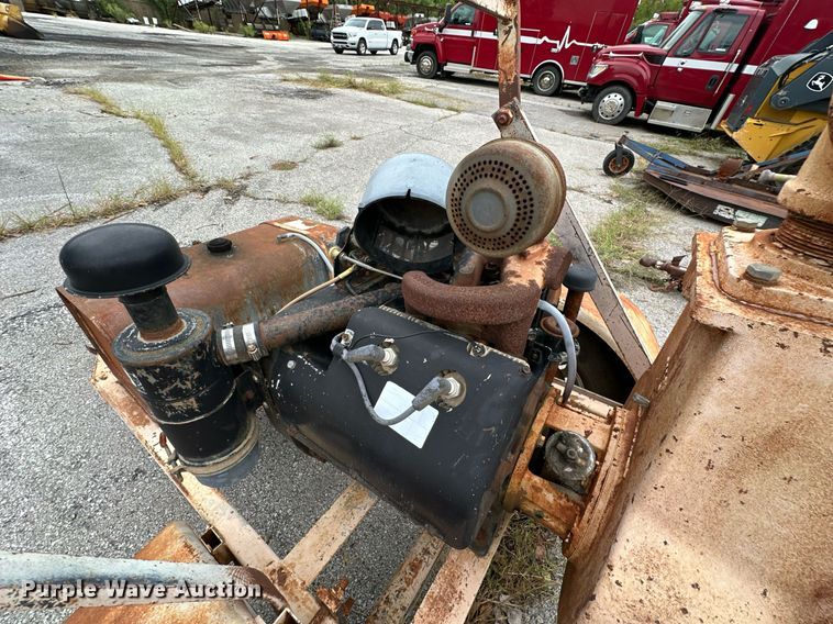 image for item EJ4846 2000 CH&E 2806T trash pump