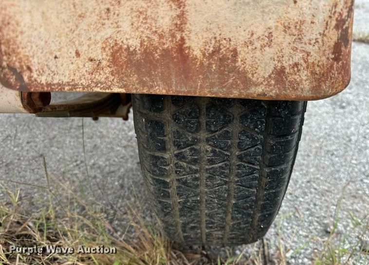 image for item EJ4846 2000 CH&E 2806T trash pump