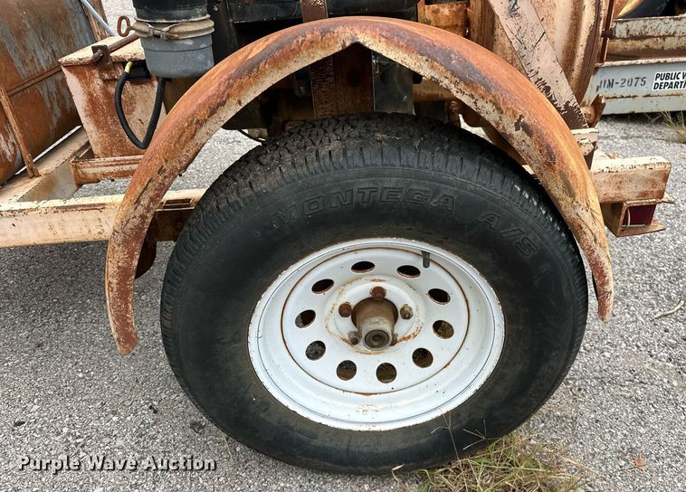 image for item EJ4846 2000 CH&E 2806T trash pump