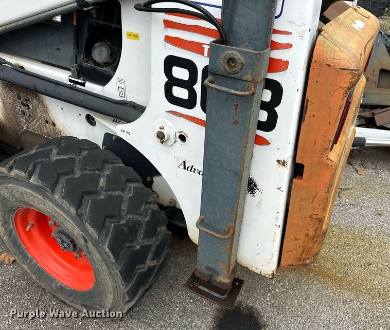 image for item EJ4849 2001 Bobcat  863 skid steer loader