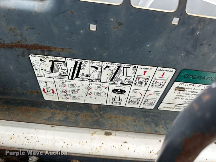 image for item EJ4849 2001 Bobcat  863 skid steer loader