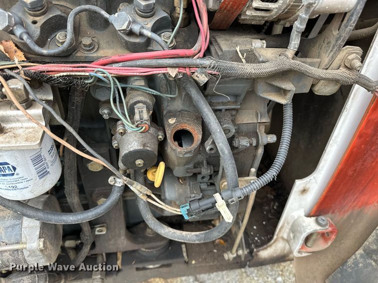 image for item EJ4849 2001 Bobcat  863 skid steer loader