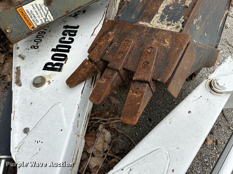 image for item EJ4849 2001 Bobcat  863 skid steer loader