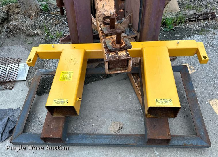 image for item EJ4851 Mowhawk LMF-12 automotive lift 