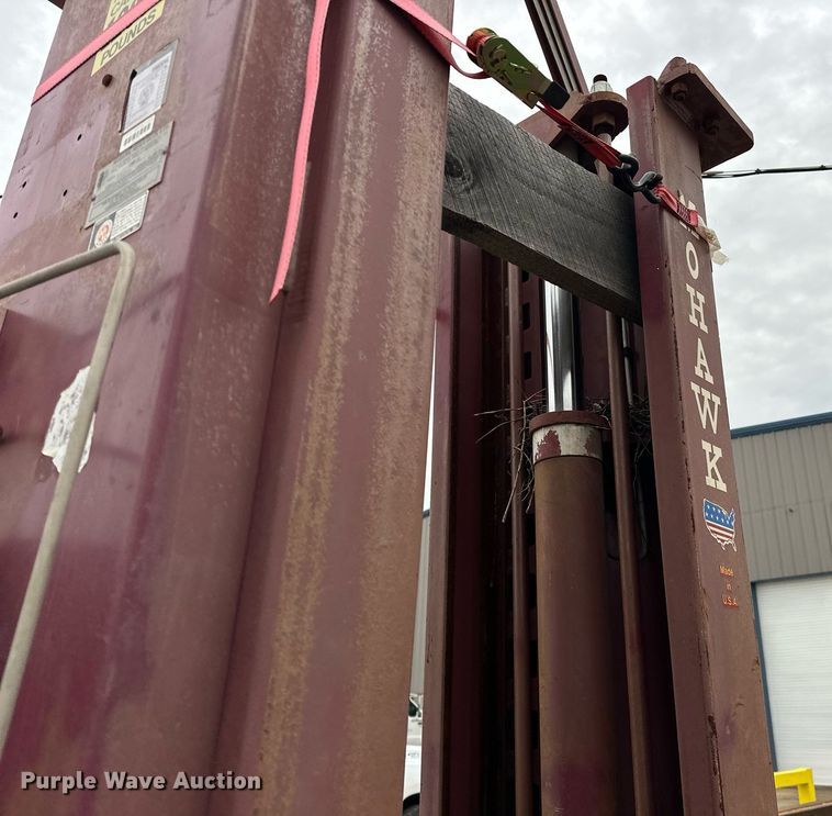 image for item EJ4851 Mowhawk LMF-12 automotive lift 