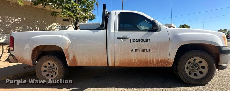 image for item EJ4852 2008 GMC Sierra 1500 pickup truck