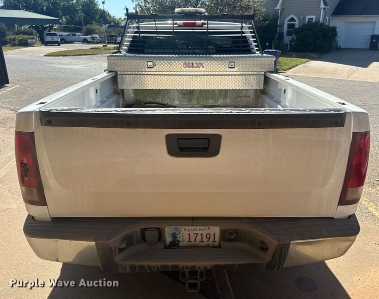 image for item EJ4852 2008 GMC Sierra 1500 pickup truck