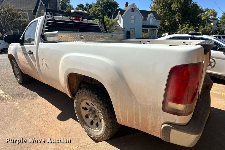 image for item EJ4852 2008 GMC Sierra 1500 pickup truck