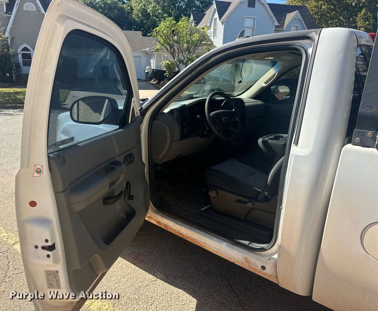 image for item EJ4852 2008 GMC Sierra 1500 pickup truck