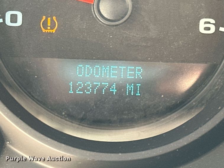 image for item EJ4852 2008 GMC Sierra 1500 pickup truck