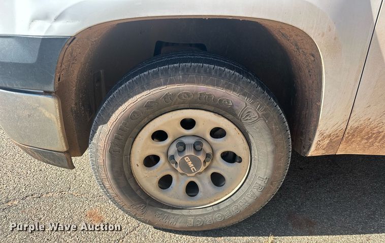 image for item EJ4852 2008 GMC Sierra 1500 pickup truck