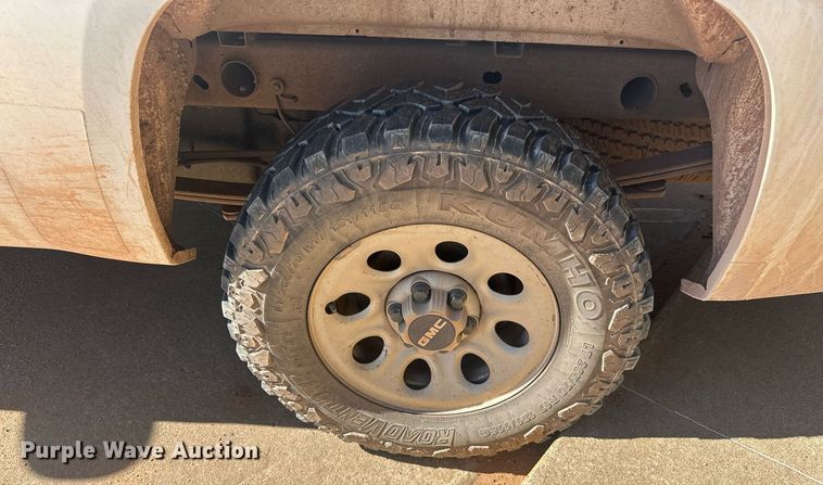 image for item EJ4852 2008 GMC Sierra 1500 pickup truck