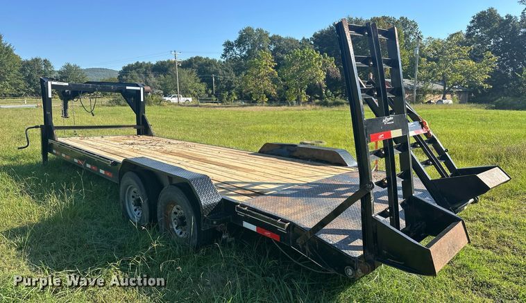 image for item EJ4876 2022 Starlite 82-H248CRGNDV equipment trailer