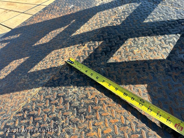 image for item EJ4876 2022 Starlite 82-H248CRGNDV equipment trailer