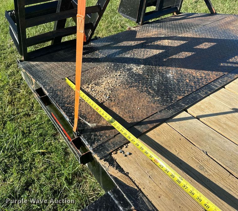 image for item EJ4876 2022 Starlite 82-H248CRGNDV equipment trailer