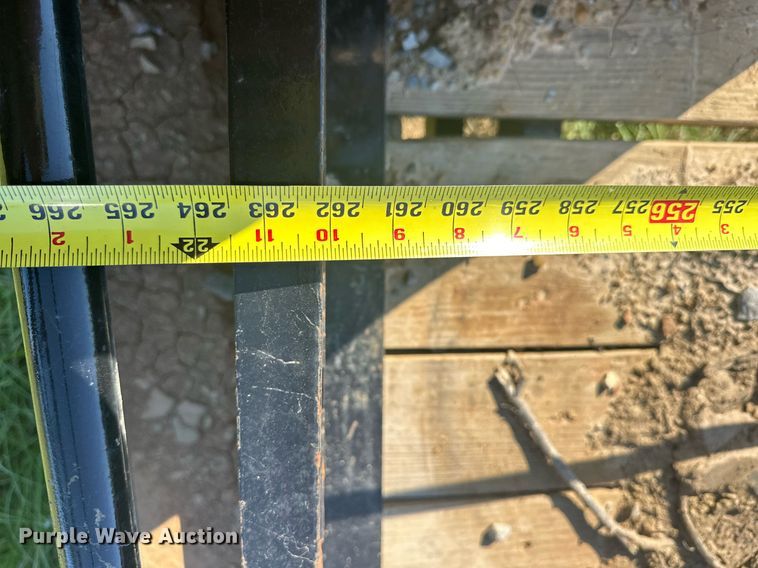 image for item EJ4876 2022 Starlite 82-H248CRGNDV equipment trailer