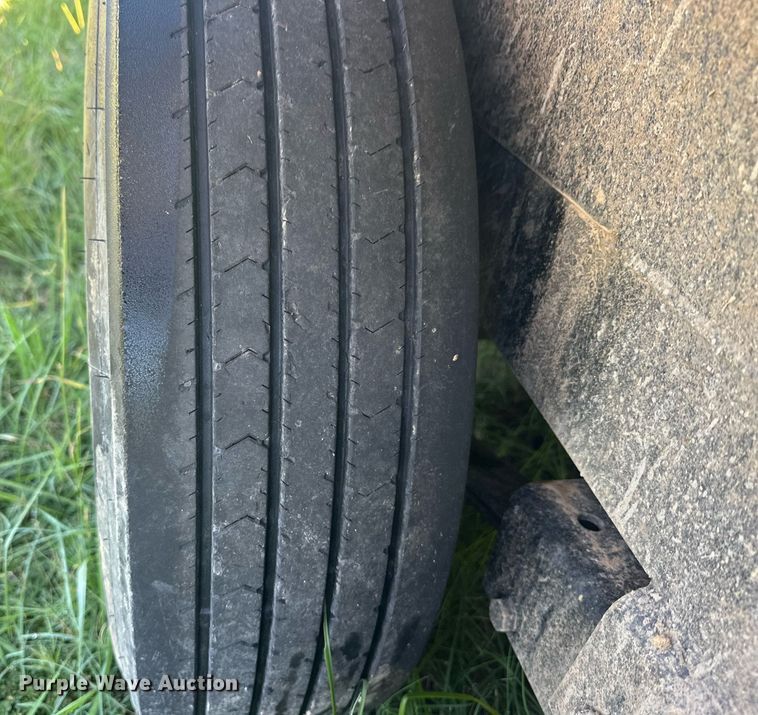 image for item EJ4876 2022 Starlite 82-H248CRGNDV equipment trailer