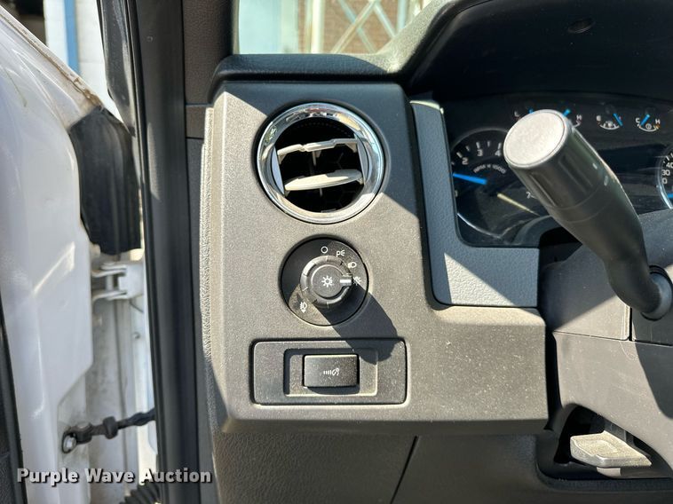 image for item EJ4878 2014 Ford  F150 SuperCrew pickup truck