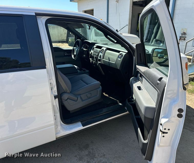 image for item EJ4878 2014 Ford  F150 SuperCrew pickup truck