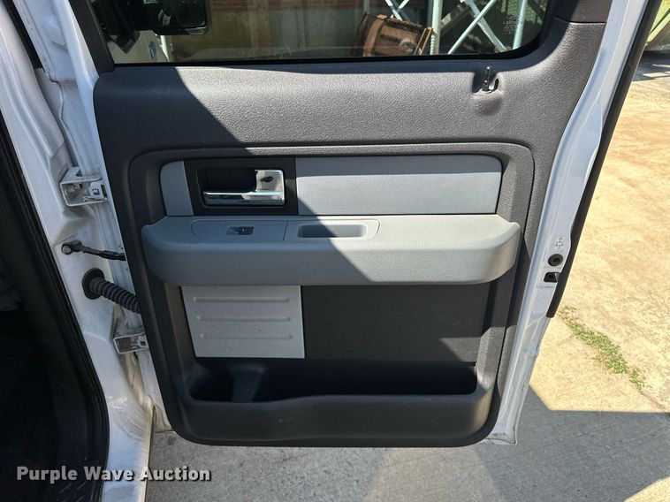 image for item EJ4878 2014 Ford  F150 SuperCrew pickup truck