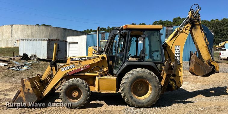 image for item EJ4879 1998 John Deere 310SE backhoe