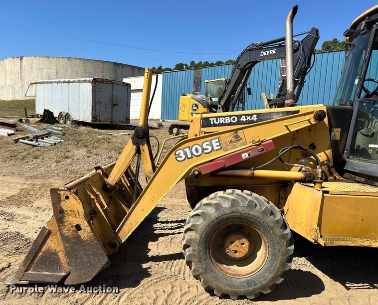 image for item EJ4879 1998 John Deere 310SE backhoe