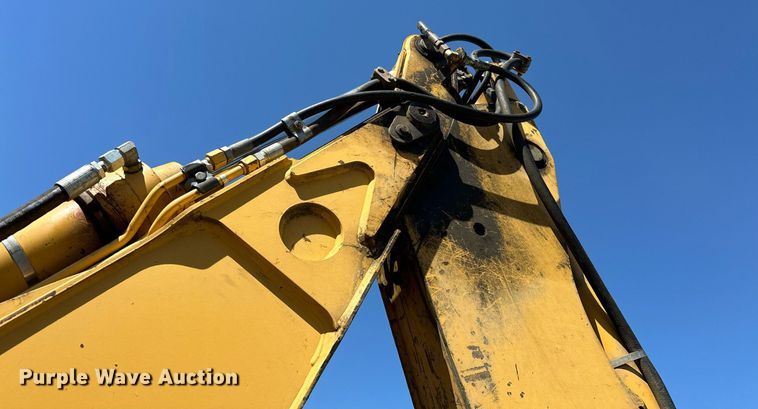 image for item EJ4879 1998 John Deere 310SE backhoe