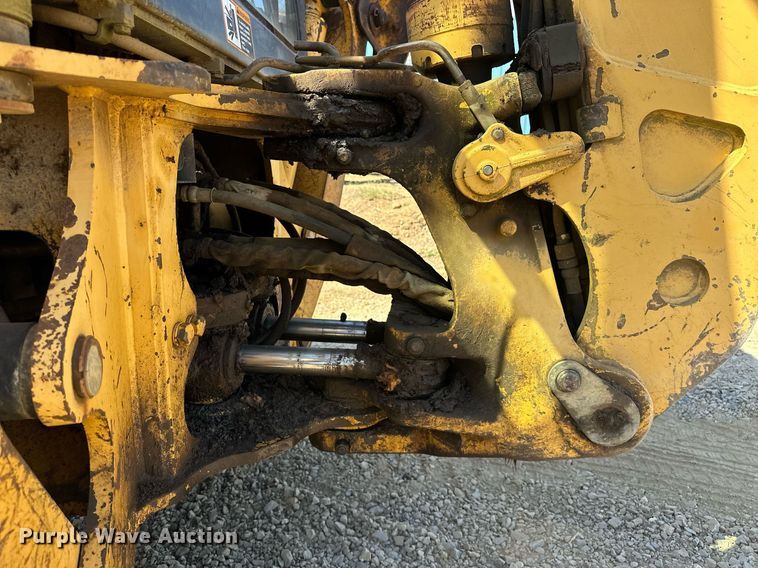 image for item EJ4879 1998 John Deere 310SE backhoe