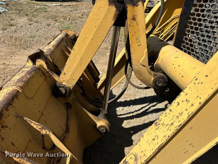 image for item EJ4879 1998 John Deere 310SE backhoe