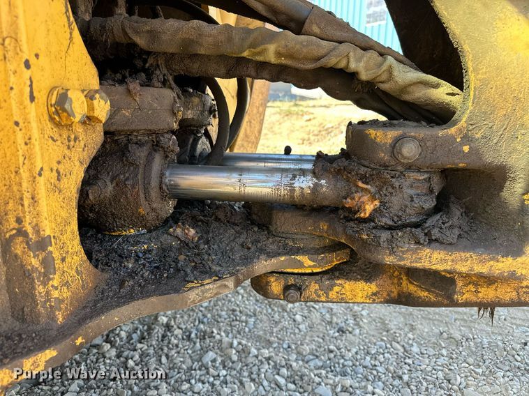 image for item EJ4879 1998 John Deere 310SE backhoe