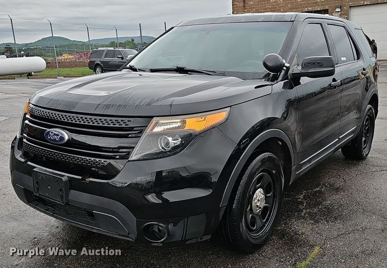 image for item EJ5509 2015 Ford Explorer Police Interceptor SUV