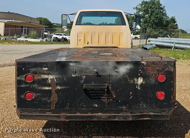 image for item EJ5558 1995 GMC Topkick C6500 flatbed truck