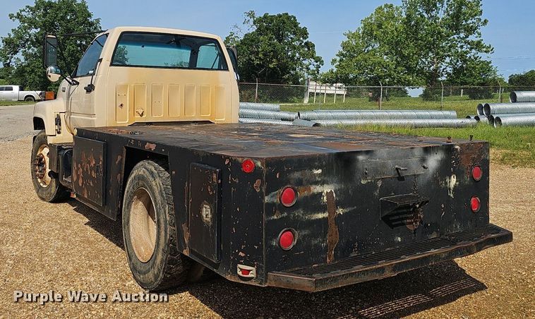 image for item EJ5558 1995 GMC Topkick C6500 flatbed truck