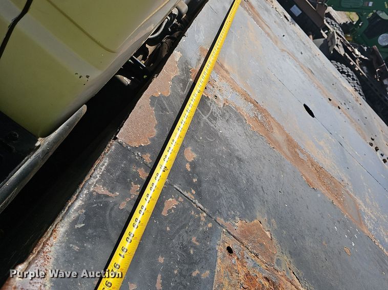 image for item EJ5558 1995 GMC Topkick C6500 flatbed truck