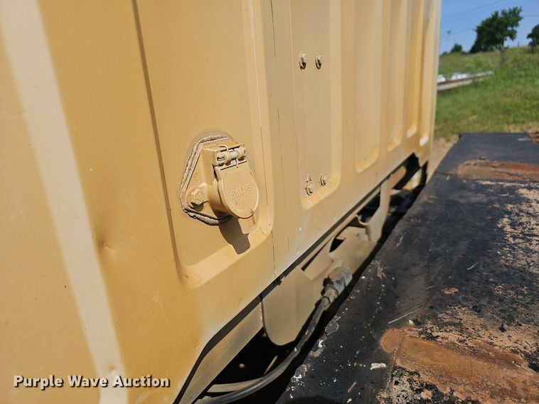 image for item EJ5558 1995 GMC Topkick C6500 flatbed truck