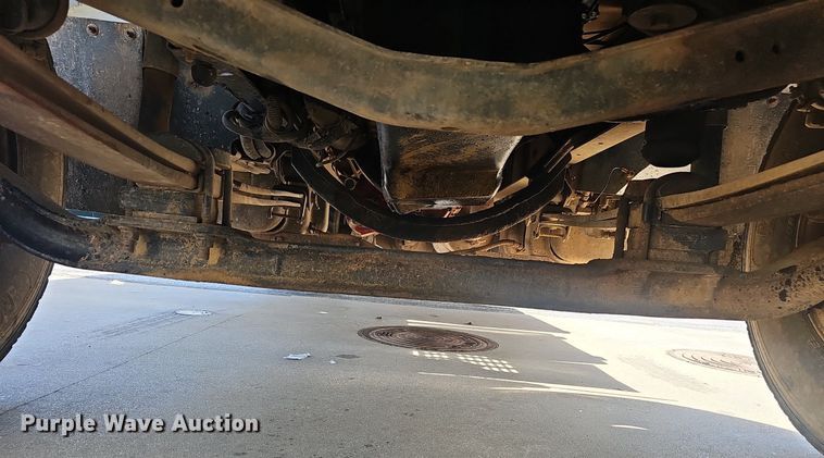 image for item EJ5558 1995 GMC Topkick C6500 flatbed truck