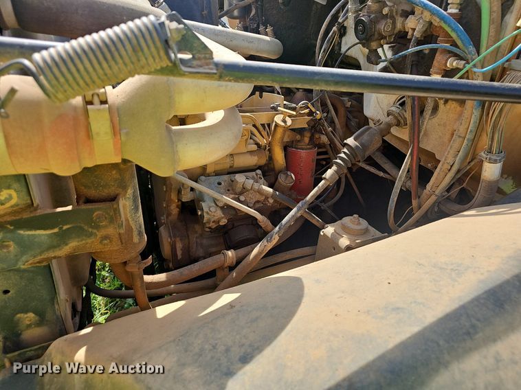 image for item EJ5558 1995 GMC Topkick C6500 flatbed truck