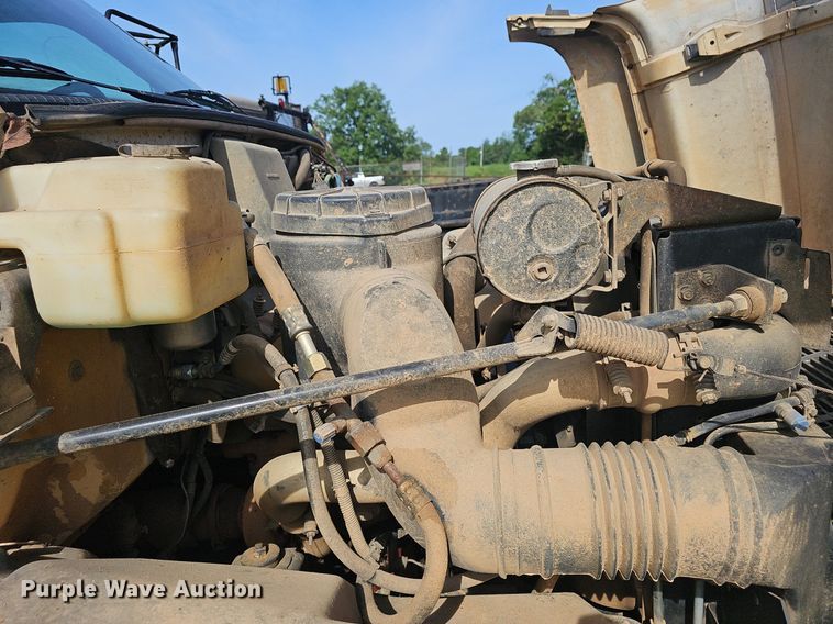 image for item EJ5558 1995 GMC Topkick C6500 flatbed truck