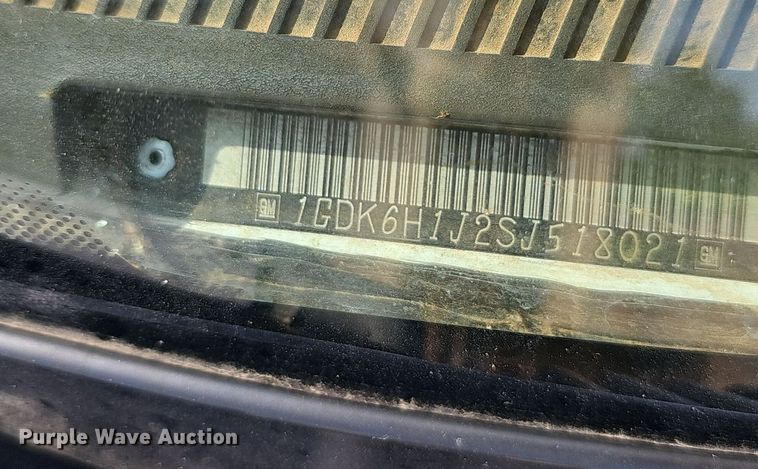 image for item EJ5558 1995 GMC Topkick C6500 flatbed truck