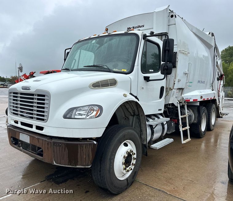 image for item EK0023 2012 Freightliner Business Class M2 refuse truck