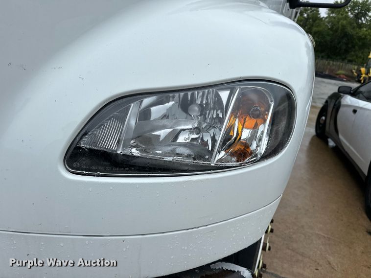 image for item EK0023 2012 Freightliner Business Class M2 refuse truck