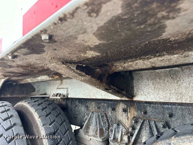 image for item EK0023 2012 Freightliner Business Class M2 refuse truck