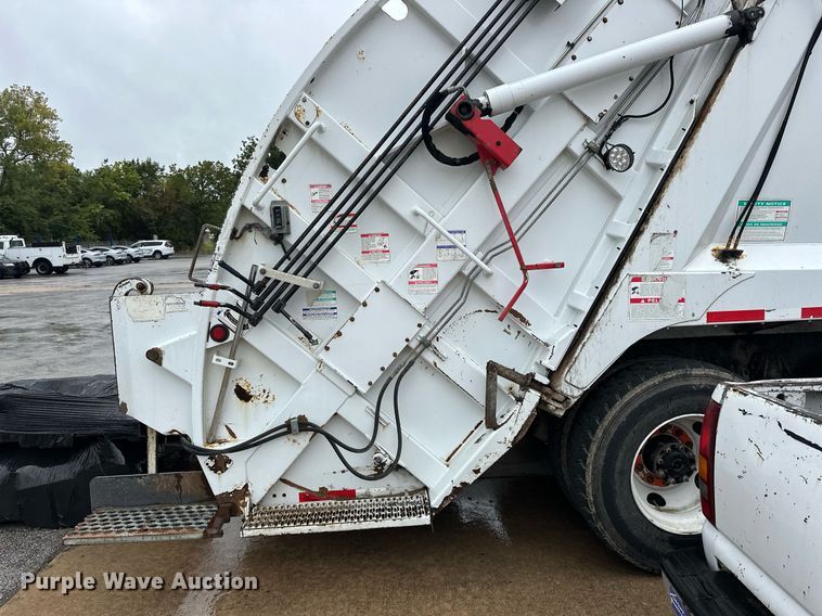 image for item EK0023 2012 Freightliner Business Class M2 refuse truck