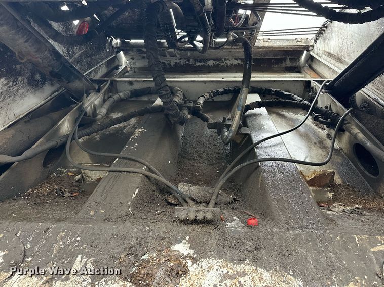 image for item EK0023 2012 Freightliner Business Class M2 refuse truck