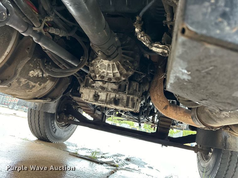 image for item EK0023 2012 Freightliner Business Class M2 refuse truck