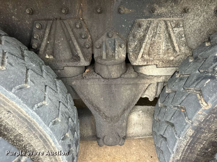 image for item EK0023 2012 Freightliner Business Class M2 refuse truck